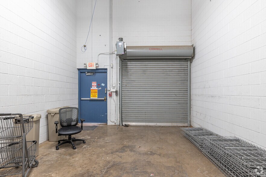 More Photos Of 3301 W Main St, Norman Unknown For Sale