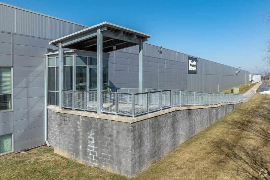 More Photos Of 12000 Molly Pitcher Hwy, Greencastle Warehouse For Lease