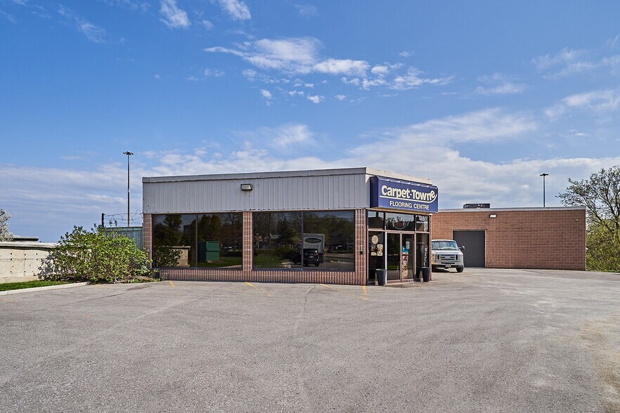 More Photos Of 469 Kingston Rd, Pickering Warehouse For Sale