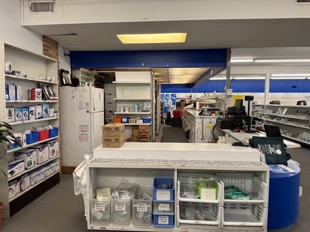 More Photos Of 714 New Bridge St, Jacksonville Storefront For Lease