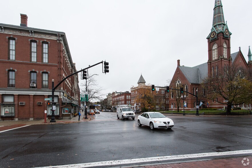 More Photos Of 2 Summer St, Natick Office For Lease