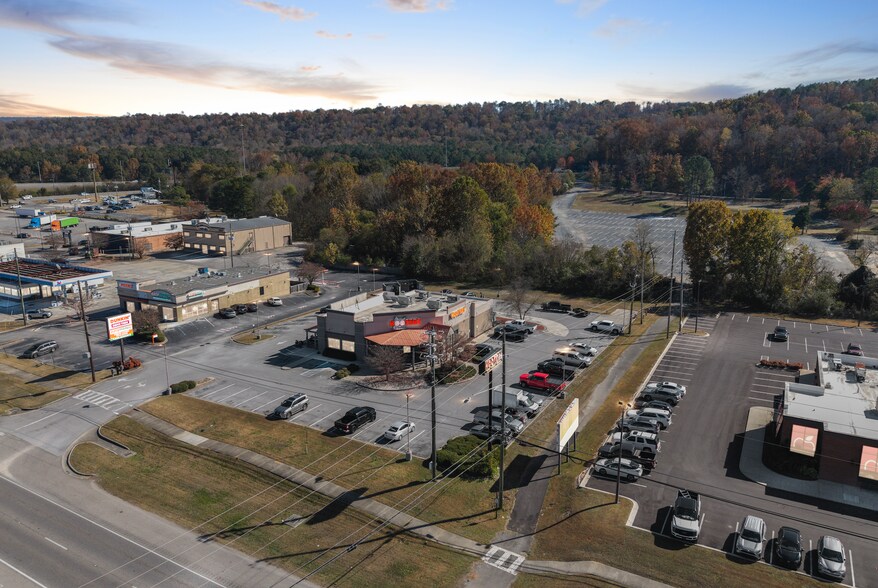 More Photos Of 400 Cahaba Valley Rd, Pelham Restaurant For Sale