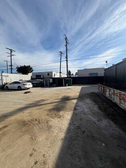 More Photos Of 1623 Nadeau St, Los Angeles Manufacturing For Lease
