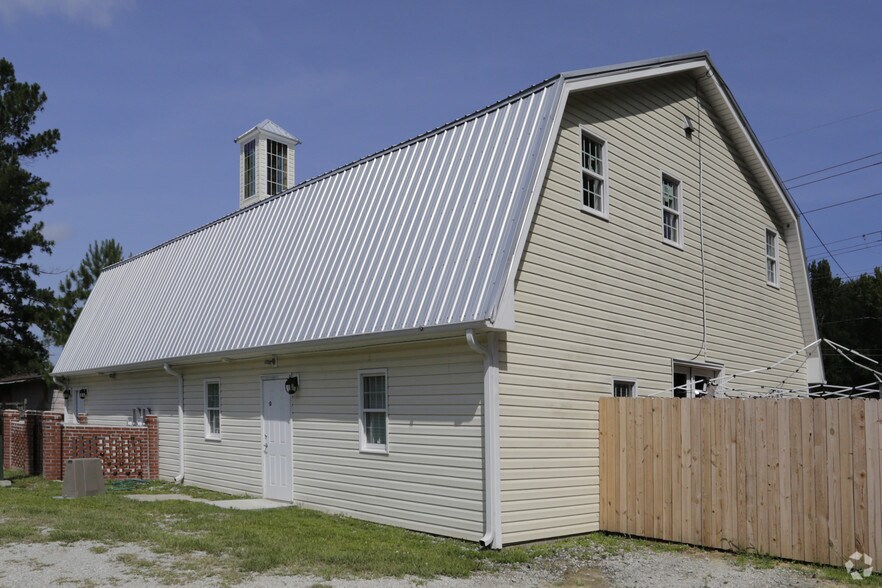 More Photos Of 6527 Raeford Rd, Fayetteville General Retail For Sale