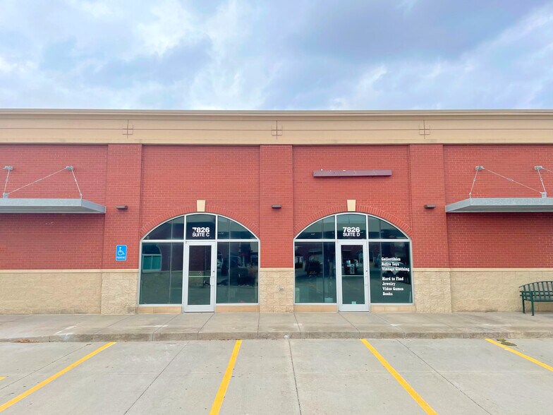 More Photos Of 7828 S 123rd Plz, Omaha Unknown For Lease