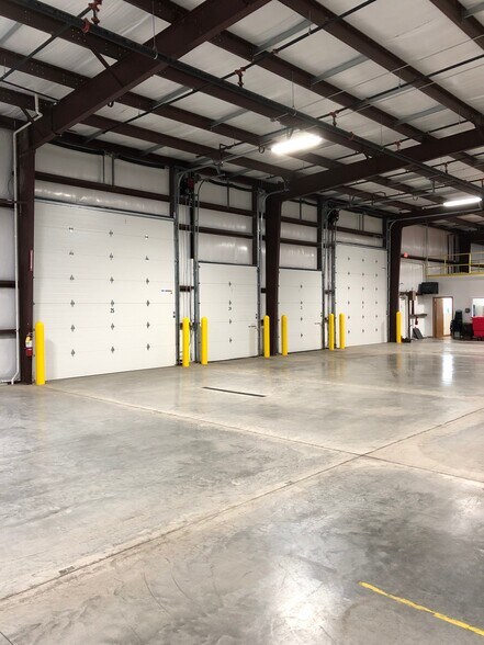 More Photos Of 820 Fullview Dr, Appleton Food Processing For Lease