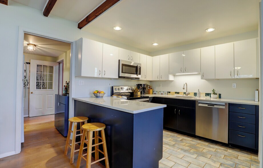 More Photos Of 1300 State Route 213, High Falls Restaurant For Sale