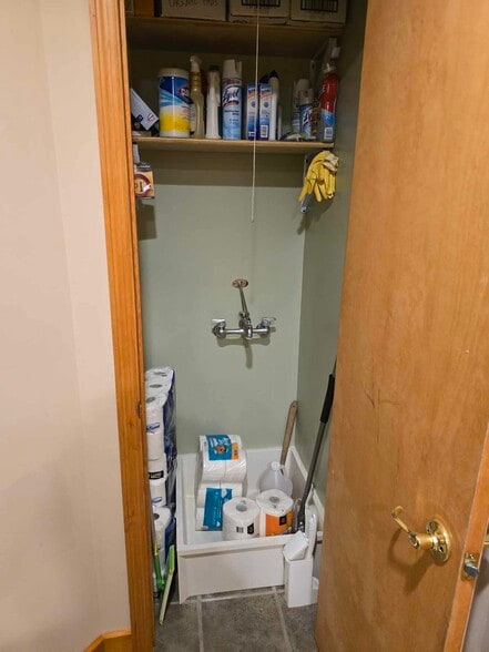 More Photos Of 661 N County Road 25A, Troy Daycare Center For Lease