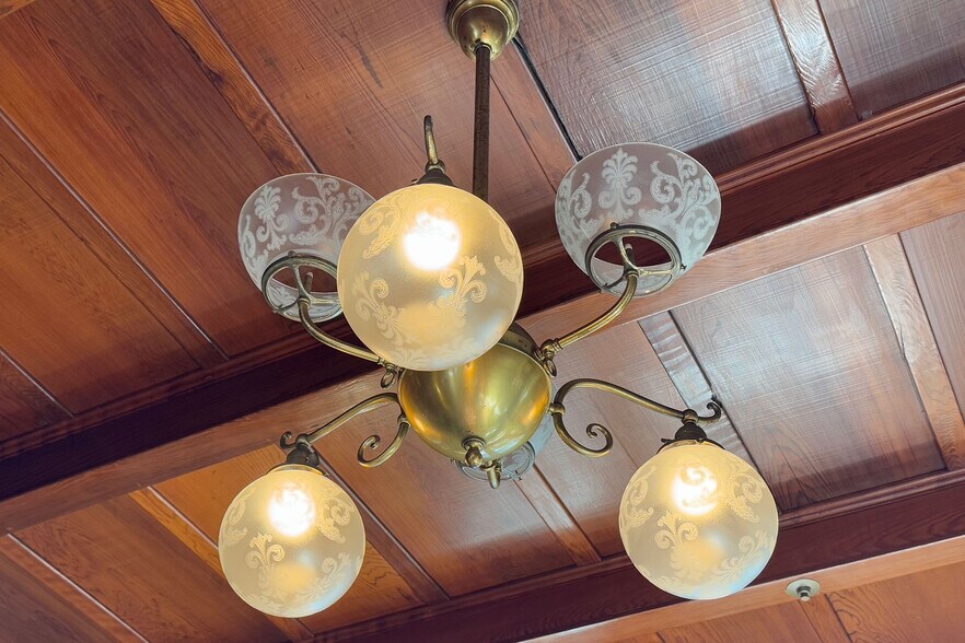 More Photos Of 8 Keller St, Petaluma Office Residential For Sale