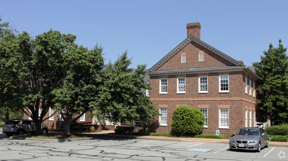 Primary Photo Of 611 N Courthouse Rd, Richmond Office For Lease