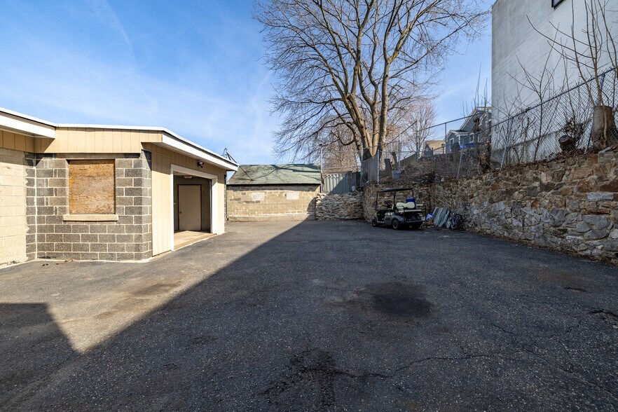 More Photos Of 22 Leonard St, Norwalk Storefront Retail Office For Sale