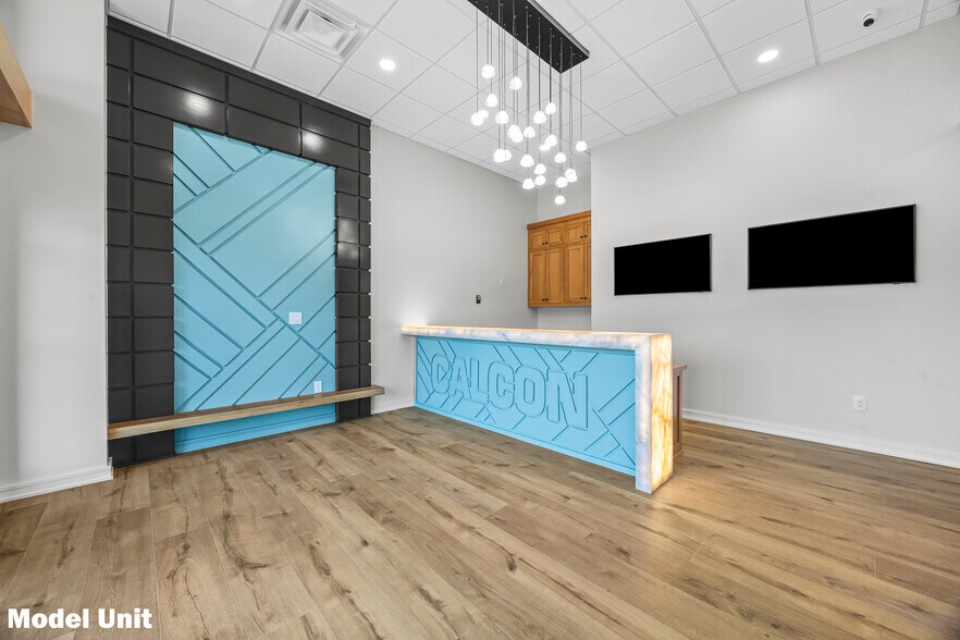 More Photos Of 4103 SW 2nd St, Bentonville Office For Lease