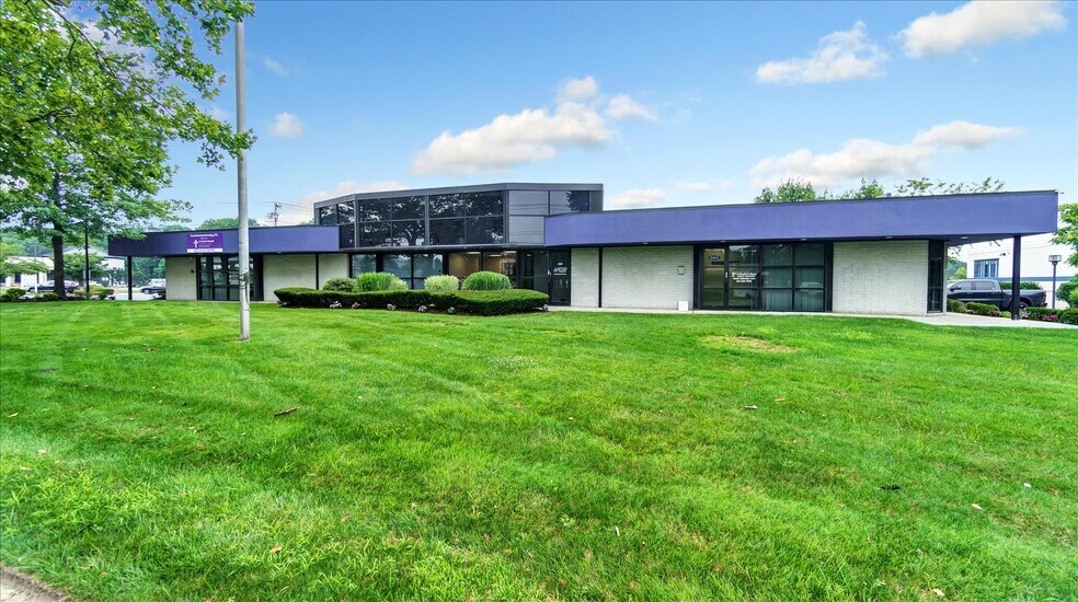 More Photos Of 1174 Route 112, Port Jefferson Station Medical For Lease