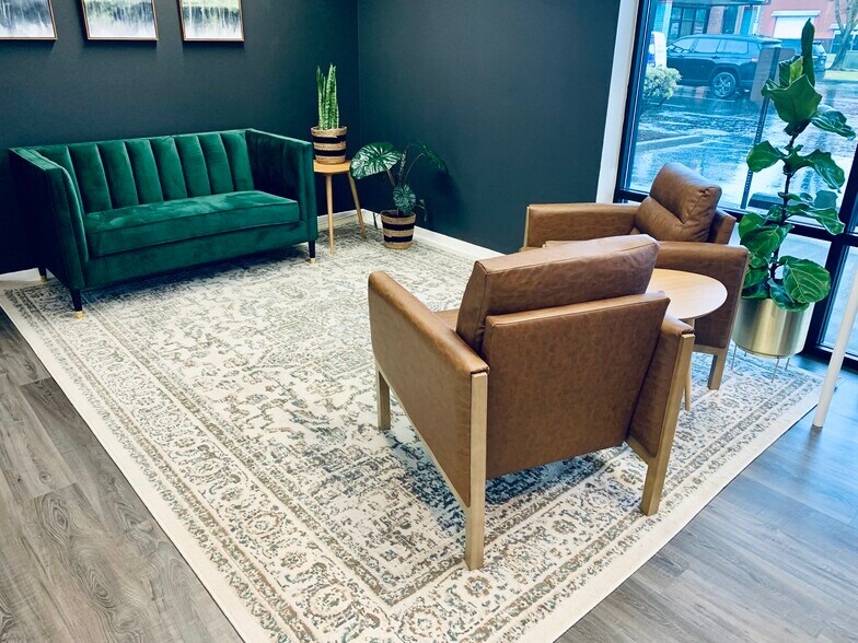 More Photos Of 146 Chemawa Rd N, Keizer Coworking Space