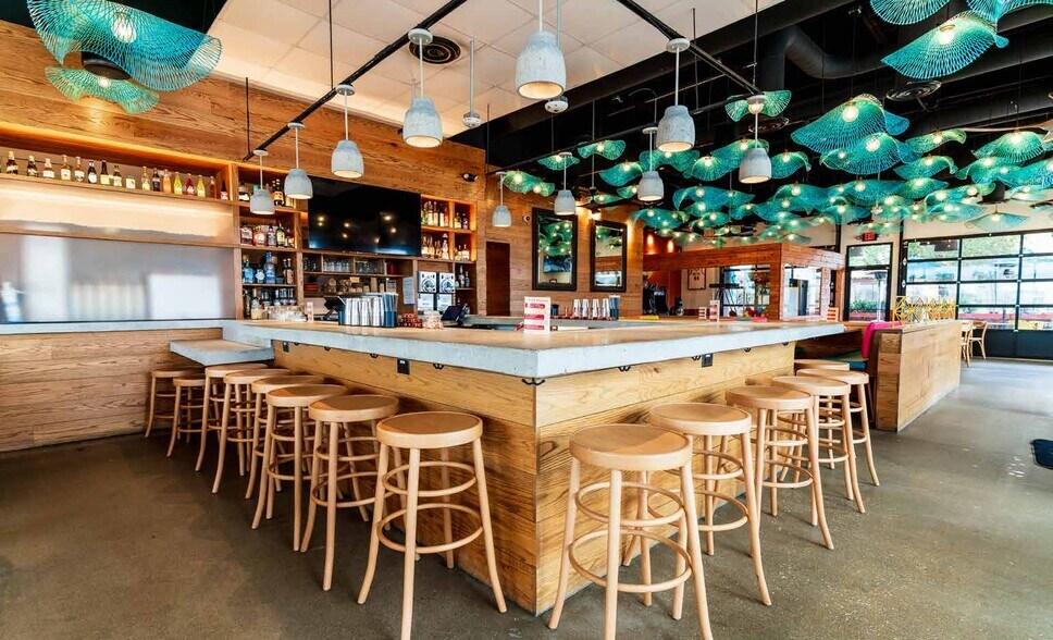 More Photos Of 9910-9920 Gaston Rd, Katy Storefront For Lease