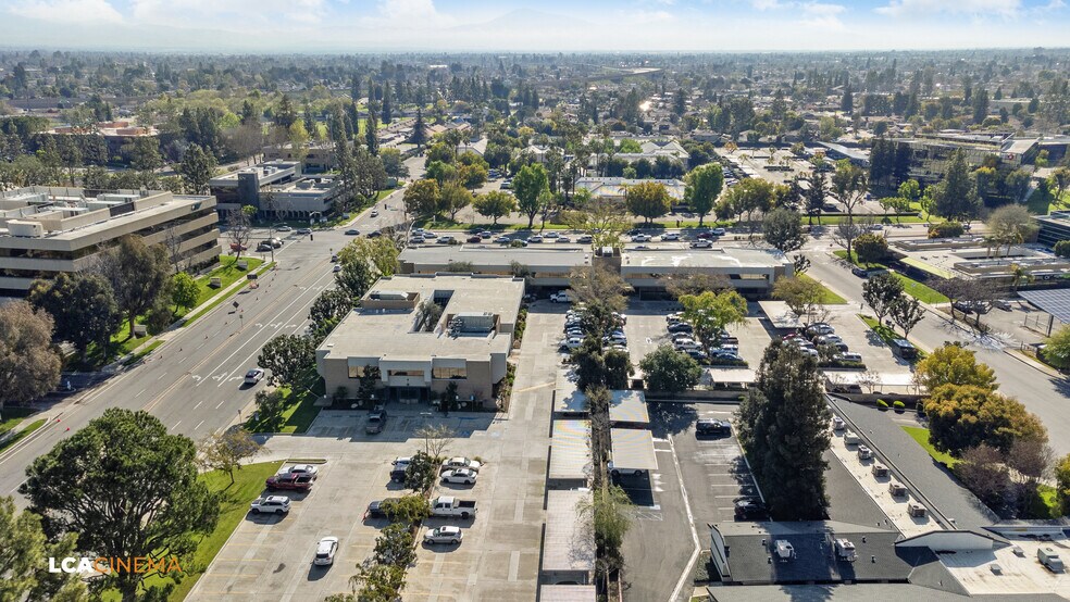 More Photos Of 5100 California Ave, Bakersfield Office For Lease