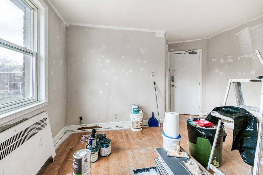 More Photos Of 99 Douglas St, Sudbury Apartments For Sale