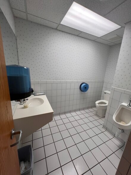 More Photos Of 6140 Transit Rd, Depew Medical For Sale