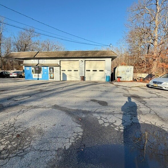 Primary Photo Of 821 N Tuckahoe Rd, Williamstown Auto Repair For Lease
