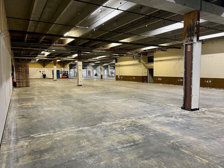 More Photos Of 188 Brooke Rd, Winchester Warehouse For Lease