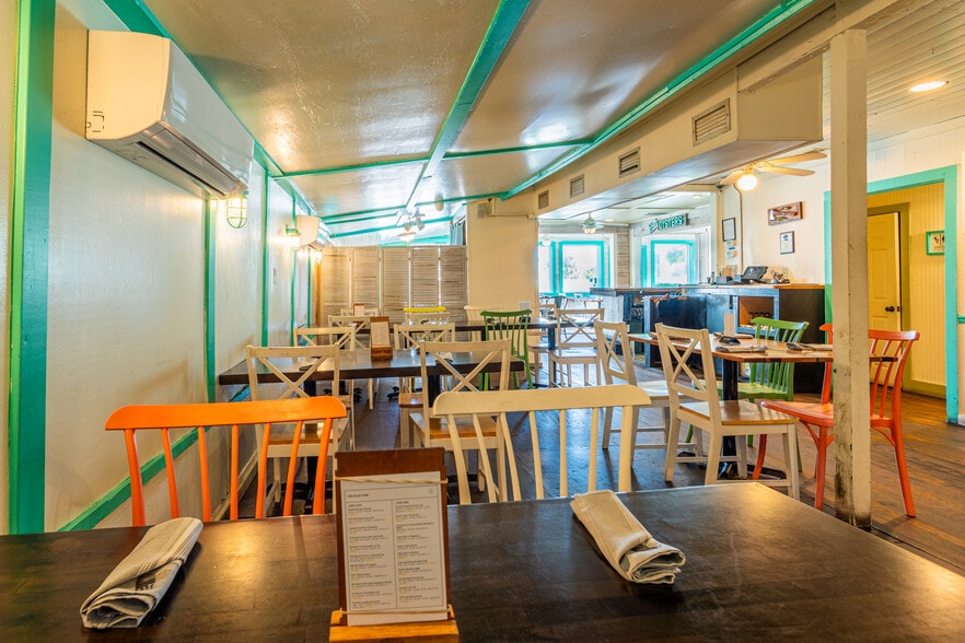 More Photos Of 101 Lovell Ave, Tybee Island Restaurant For Sale