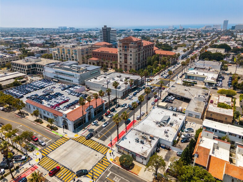 More Photos Of 1620 California Ave, Santa Monica Apartments For Sale