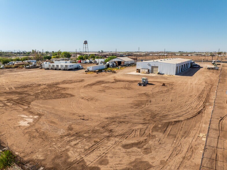 More Photos Of 397 E Evan Hewes Hwy, El Centro Auto Repair For Sale