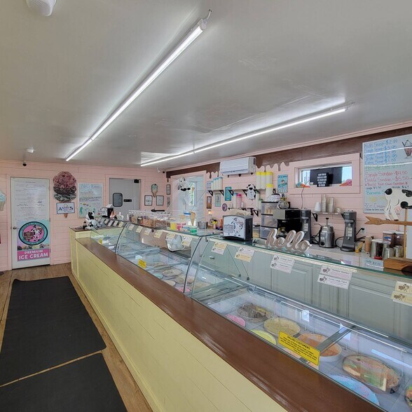 More Photos Of 16696 Rankin Ave, Dunlap Office For Sale