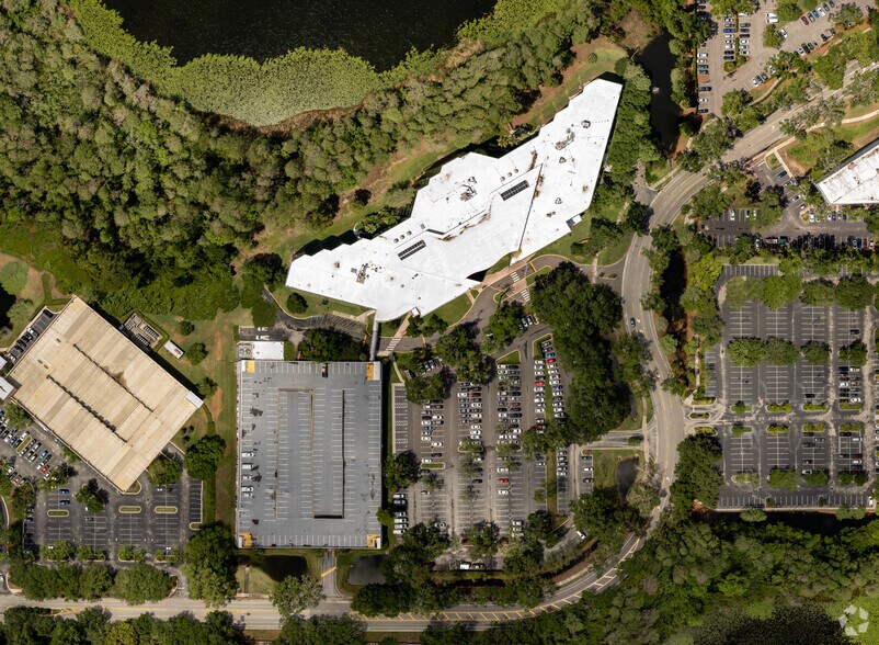 More Photos Of 2301 Lucien Way, Maitland Office For Lease
