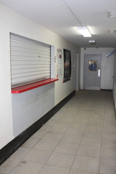 More Photos Of 3915 W Wall St, Midland Auto Dealership For Sale