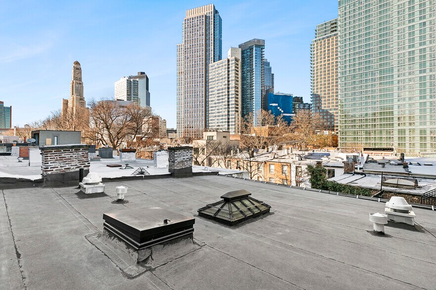 More Photos Of 10 Fort Greene Pl, Brooklyn Apartments For Sale