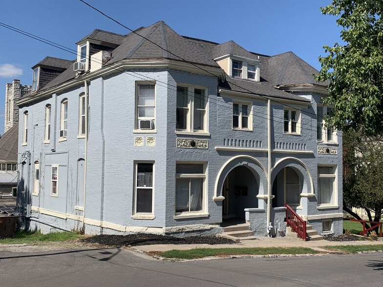 Primary Photo Of 1115 Felix St, Saint Joseph Apartments For Sale