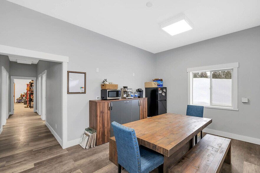 More Photos Of 105 E Jacob St, McCall Service For Sale