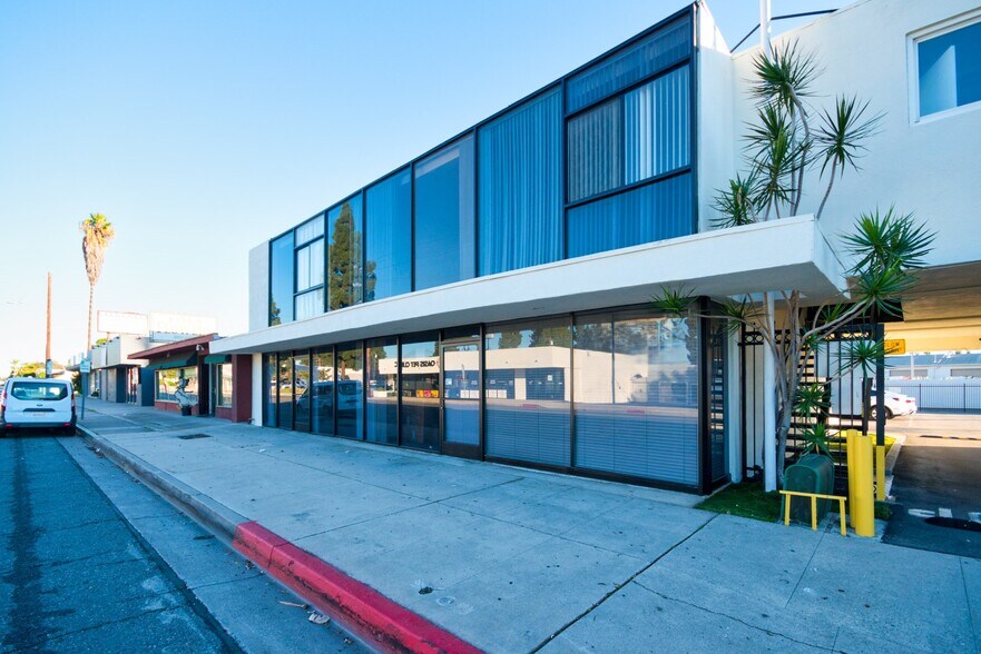 Primary Photo Of 1532-1538 W Commonwealth Ave, Fullerton Storefront Retail Residential For Lease