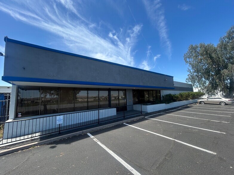 Primary Photo Of 1609 W 17th St, Tempe Manufacturing For Sale