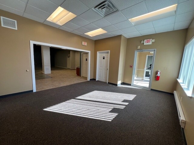 More Photos Of 2742 Barney Ct, McHenry Warehouse For Lease