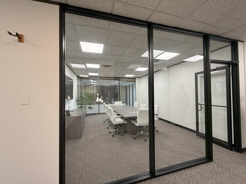 More Photos Of 1240 Blalock Rd, Houston Medical For Lease