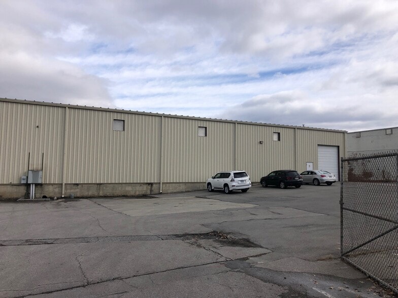 More Photos Of 3625 Aerial Way Dr SW, Roanoke Warehouse For Sale