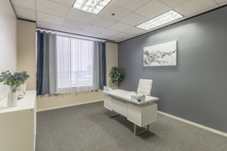 More Photos Of 100 Glenborough Dr, Houston Office For Lease
