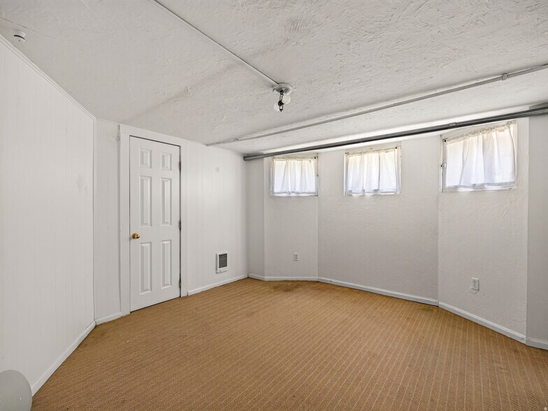More Photos Of 457 E 100 S, Provo Apartments For Sale