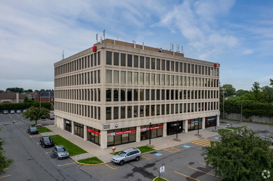 More Photos Of 3131 Boul de la Concorde E, Laval Office For Lease