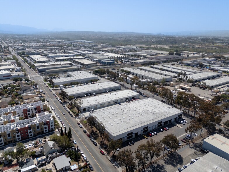 More Photos Of 775 Anita St, Chula Vista Distribution For Lease