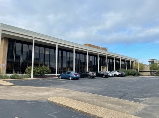 More Photos Of 512 E Riverside Dr, Austin Office For Lease