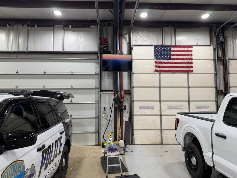 More Photos Of 10308 SE 29th St, Oklahoma City Service For Sale