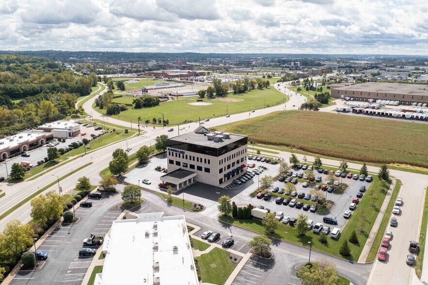 More Photos Of 8763 Union Centre Blvd, West Chester Office For Lease