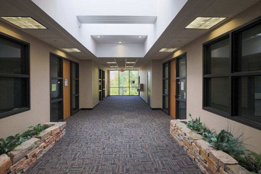 More Photos Of 9220 Bass Lake Rd, New Hope Medical For Lease