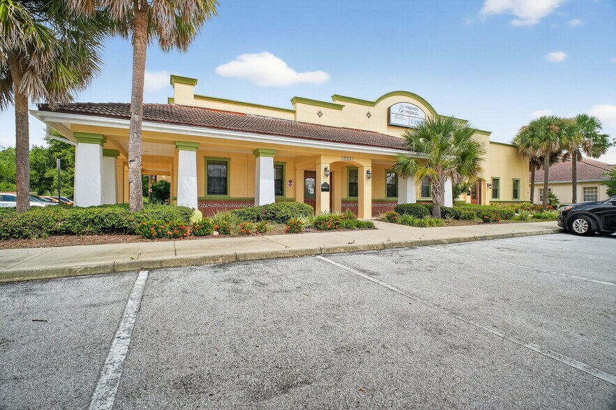 More Photos Of 1511 Buenos Aires Blvd, Lady Lake Funeral Home For Lease