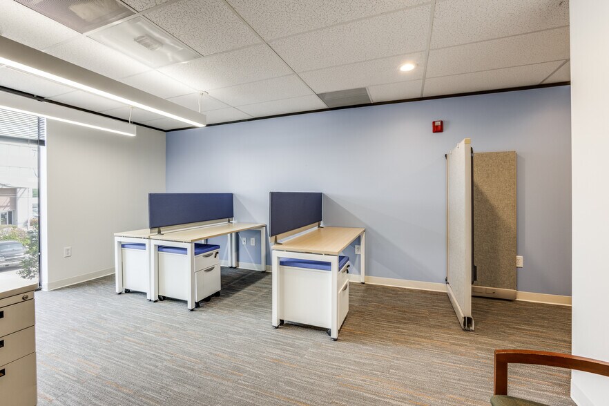 More Photos Of 2616 S Loop W, Houston Office For Lease