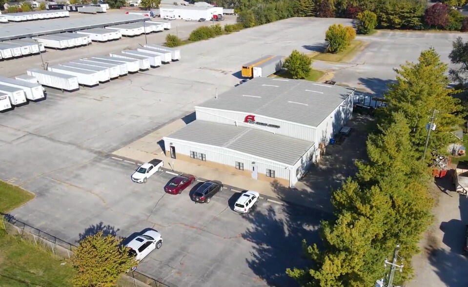 More Photos Of 2560 W Morris St, Indianapolis Warehouse For Lease