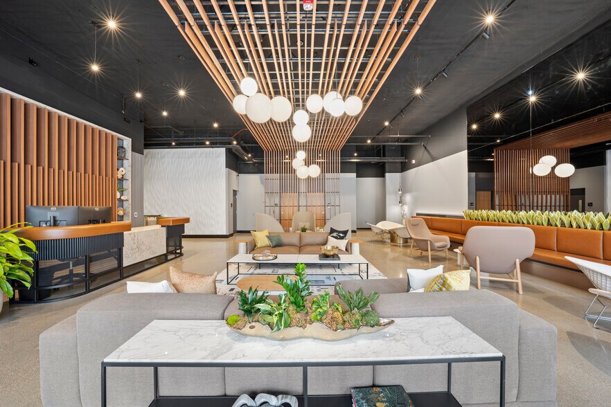 More Photos Of 311 W Huron St, Chicago Office For Lease